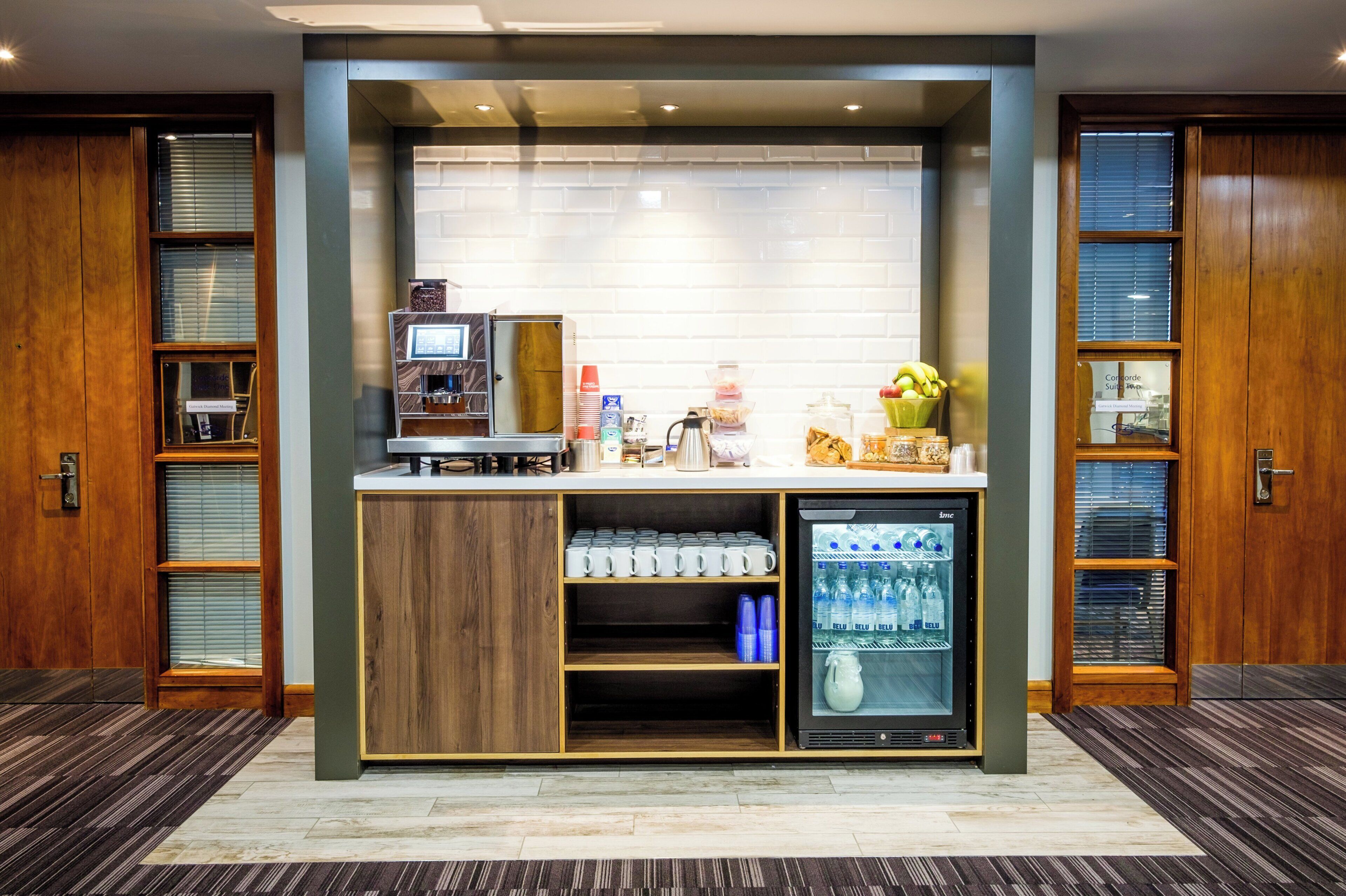 Photo - Holiday Inn London-Gatwick Airport by IHG