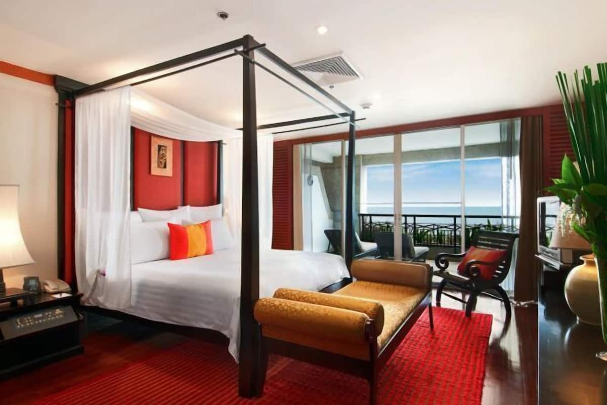 1 bedroom, minibar, in-room safe, blackout drapes