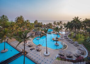 Outdoor pool, open 7:00 AM to 7:00 PM, pool umbrellas, sun loungers - Hilton Hua Hin Resort & Spa (Hua Hin)