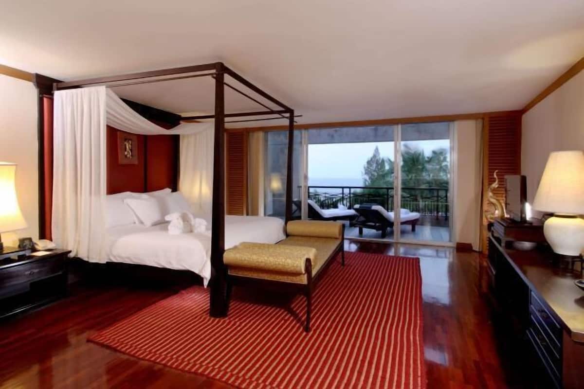 1 bedroom, minibar, in-room safe, blackout drapes