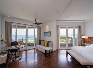 Minibar, in-room safe, blackout drapes, iron/ironing board - Hilton Hua Hin Resort & Spa (Hua Hin)