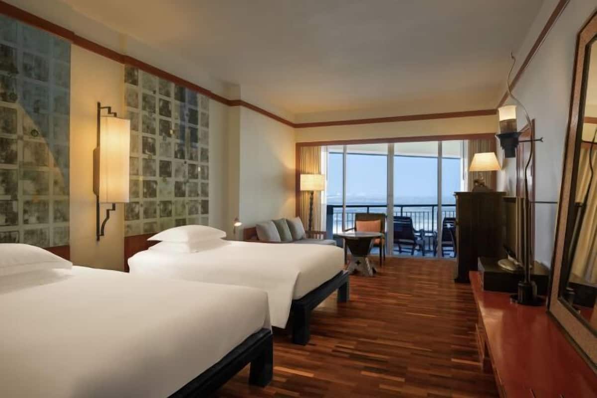 1 bedroom, minibar, in-room safe, blackout drapes