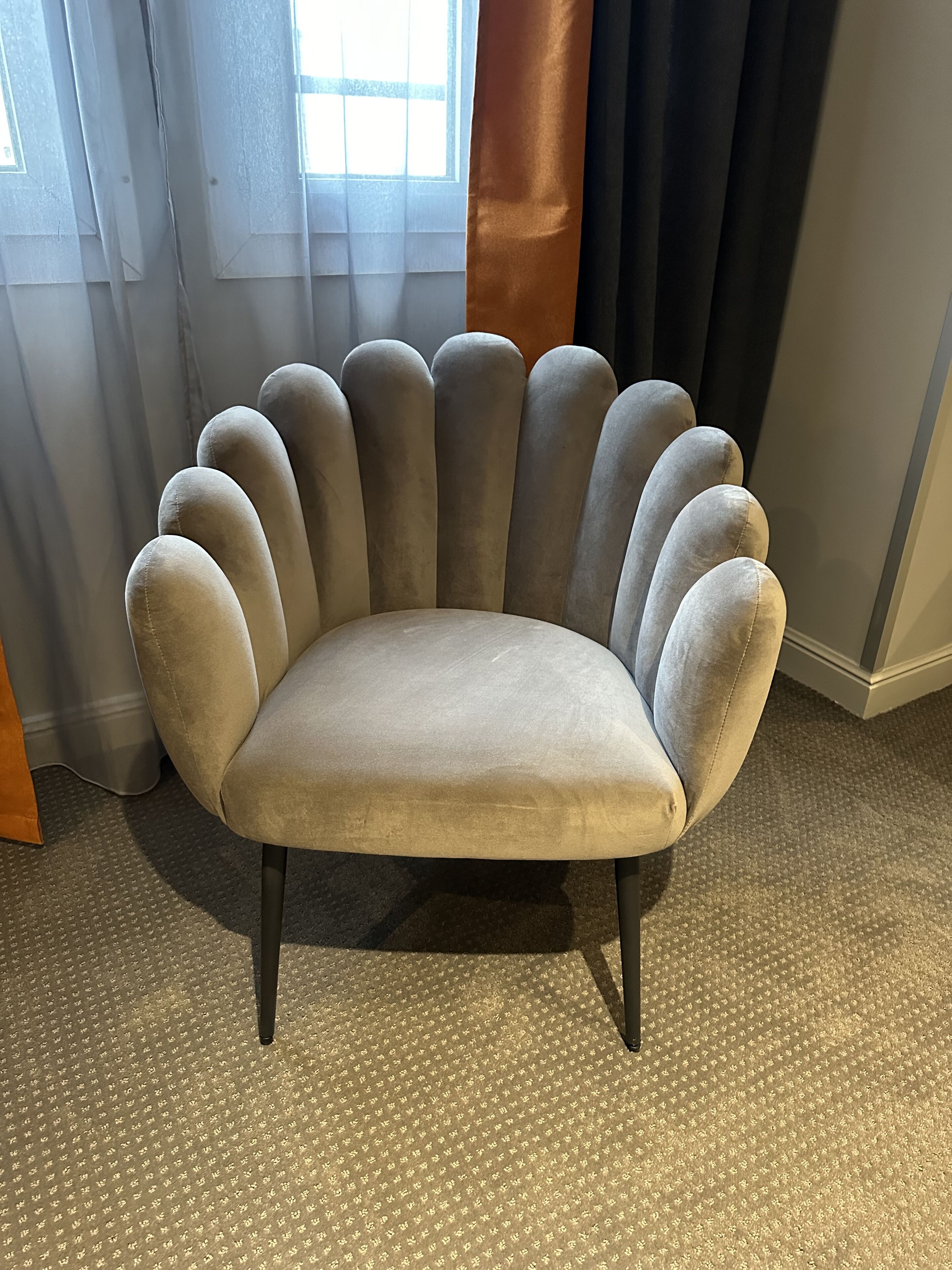 Suite junior, 1 cama Queen size | Ropa de cama de alta calidad y minibar 