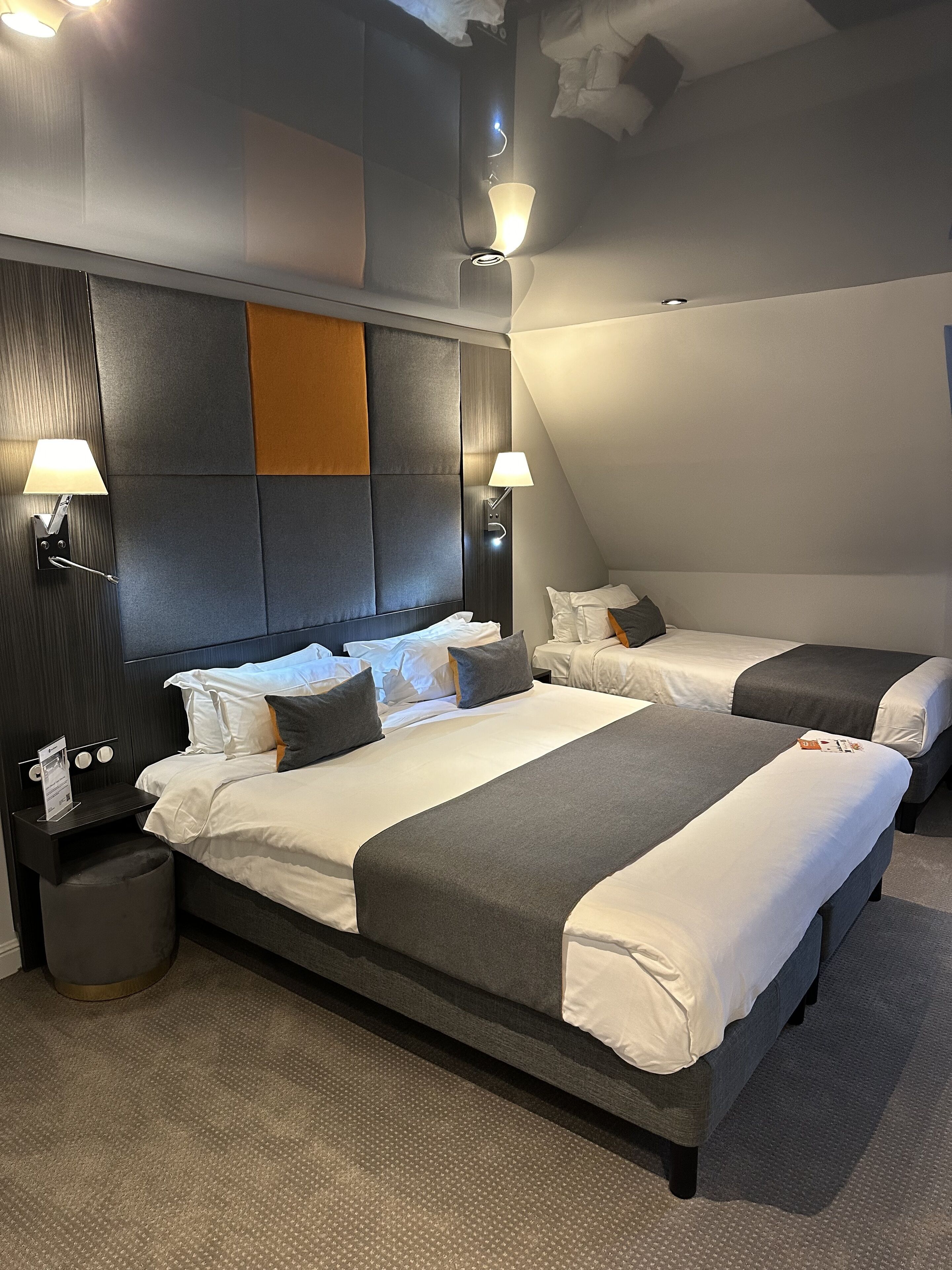 junior suite, 1 queen bed | premium bedding, minibar, in-room safe, individually furnished