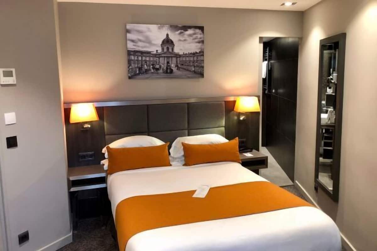 Hochwertige Bettwaren, Minibar, Zimmersafe, individuell eingerichtet