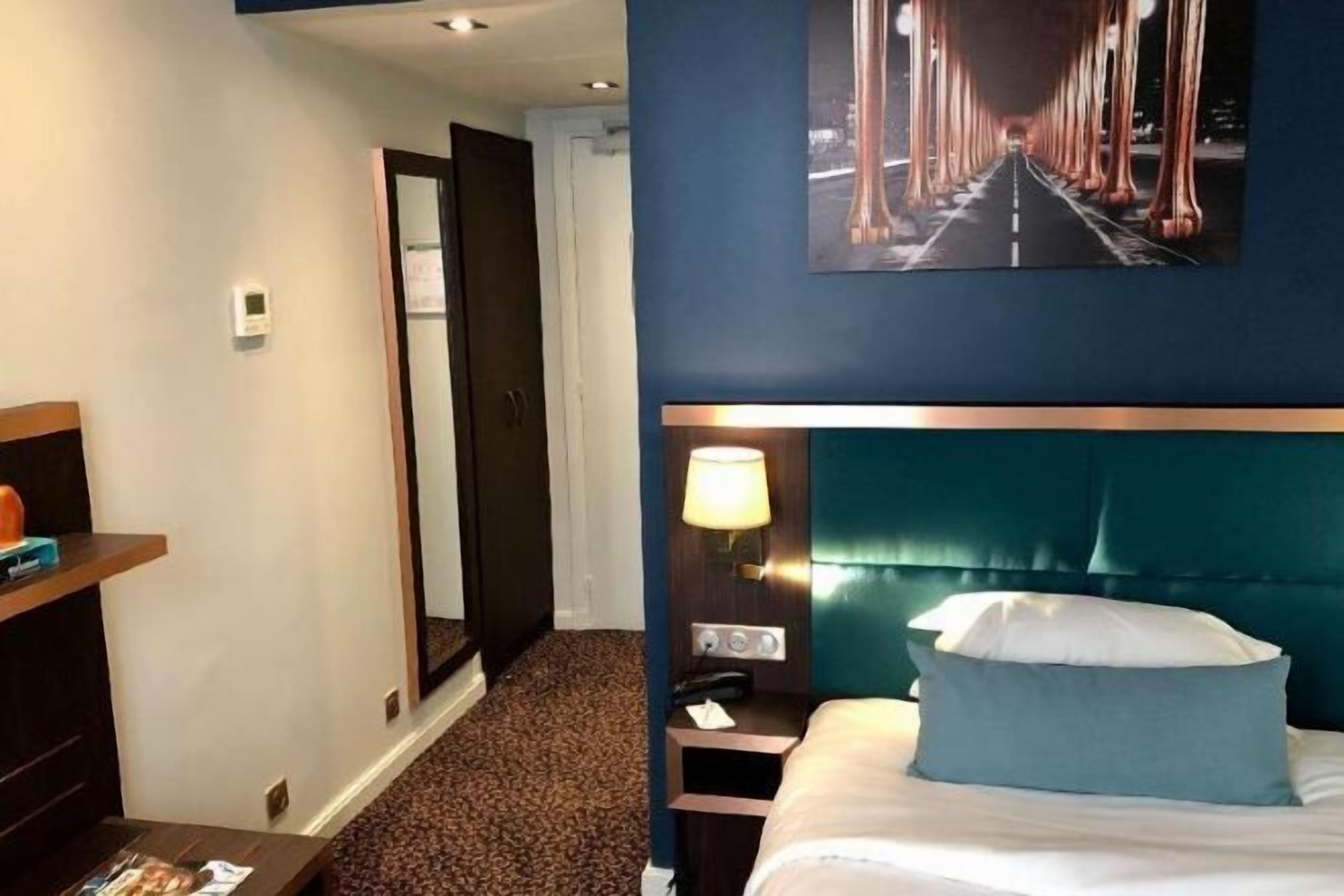 Premium bedding, minibar, in-room safe, individually furnished