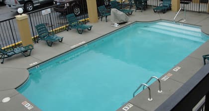 Executive Inn Opp