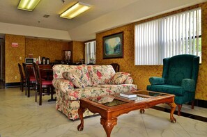 Lobby - Executive Inn Opp (Opp)