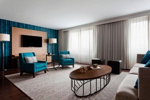 50-inch Smart TV with cable channels, TV, Netflix