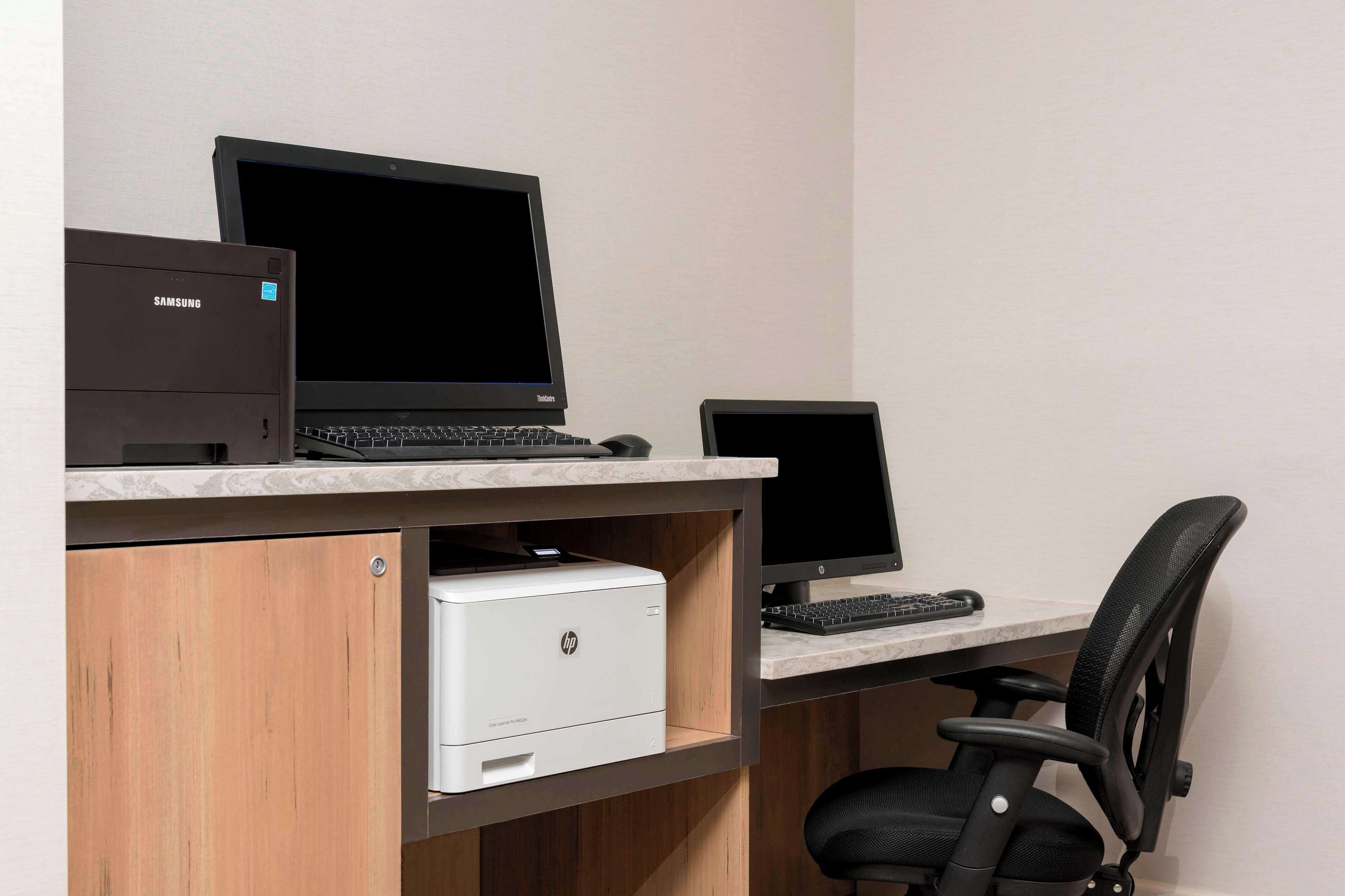 Foto - Sonesta Hotel Grand Rapids Airport