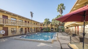 Unclassified image, 2 of 24, button - Red Roof Inn Tampa Bay - St Petersburg (St. Petersburg)