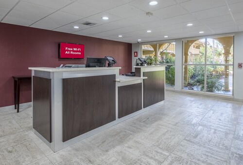 Red Roof Inn Tampa Bay - St Petersburg