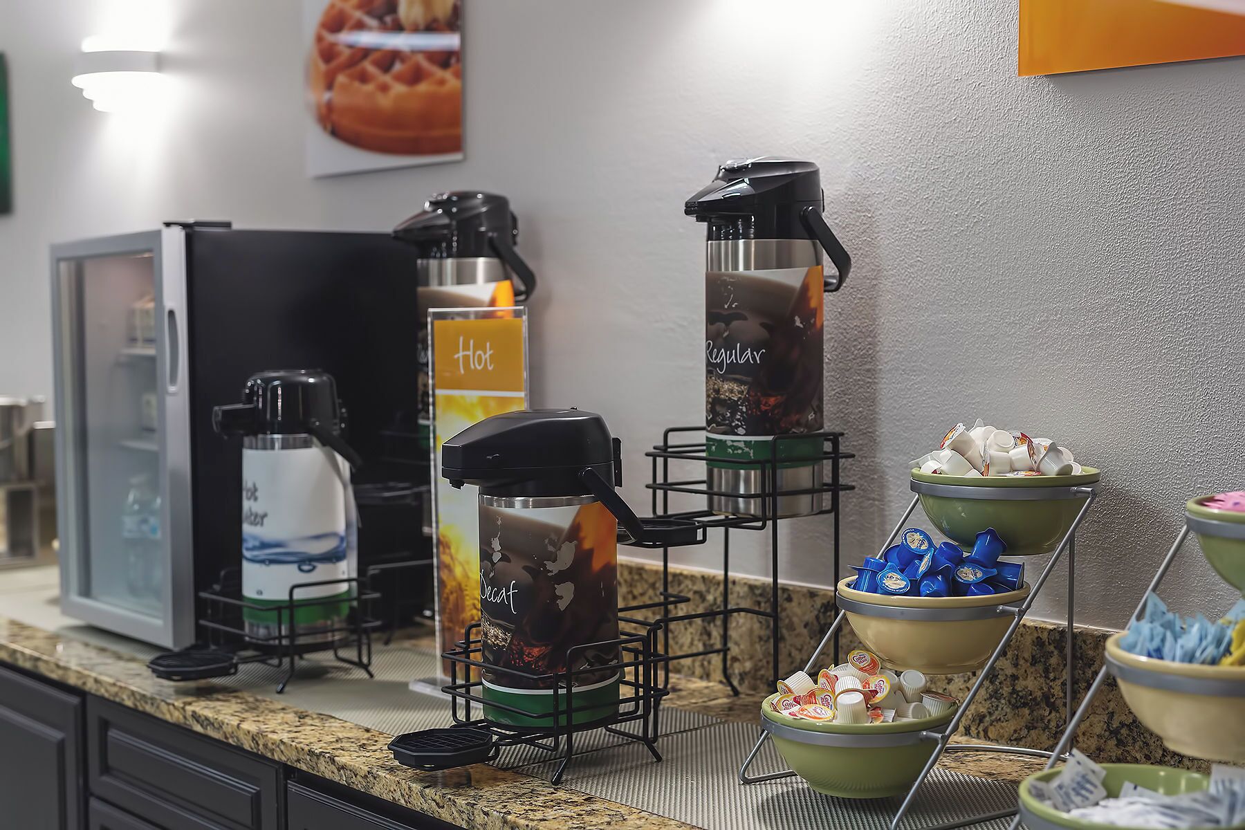 free daily continental breakfast