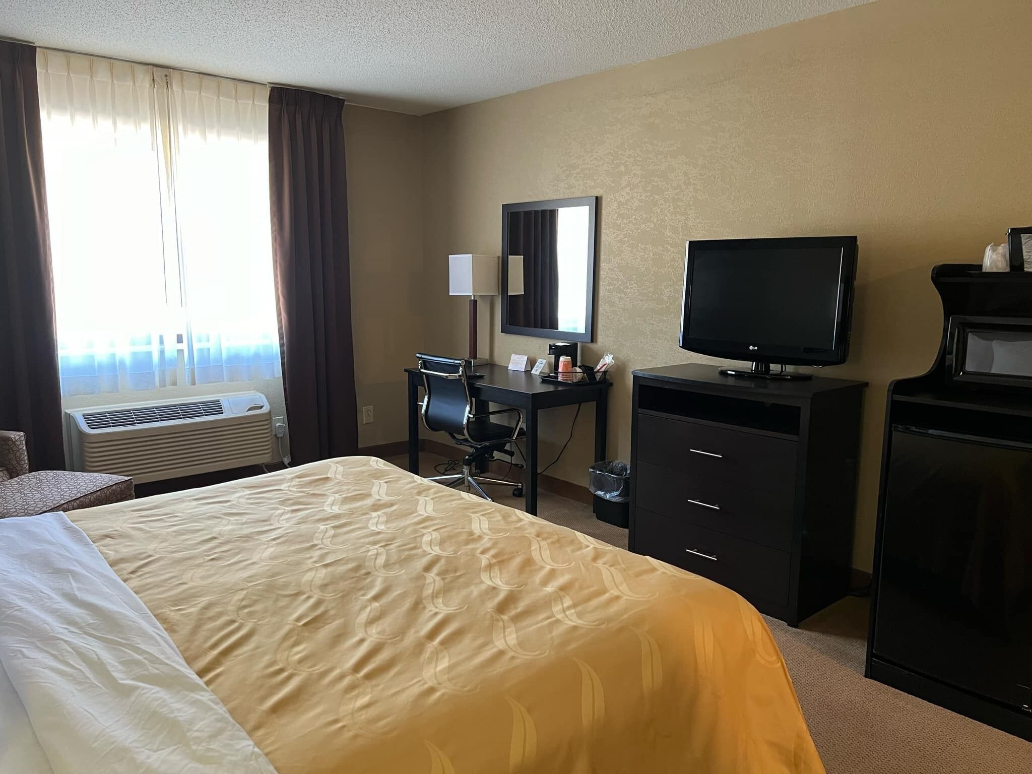 room, 1 king bed, accessible, non smoking | in-room safe, desk, laptop workspace, blackout curtains