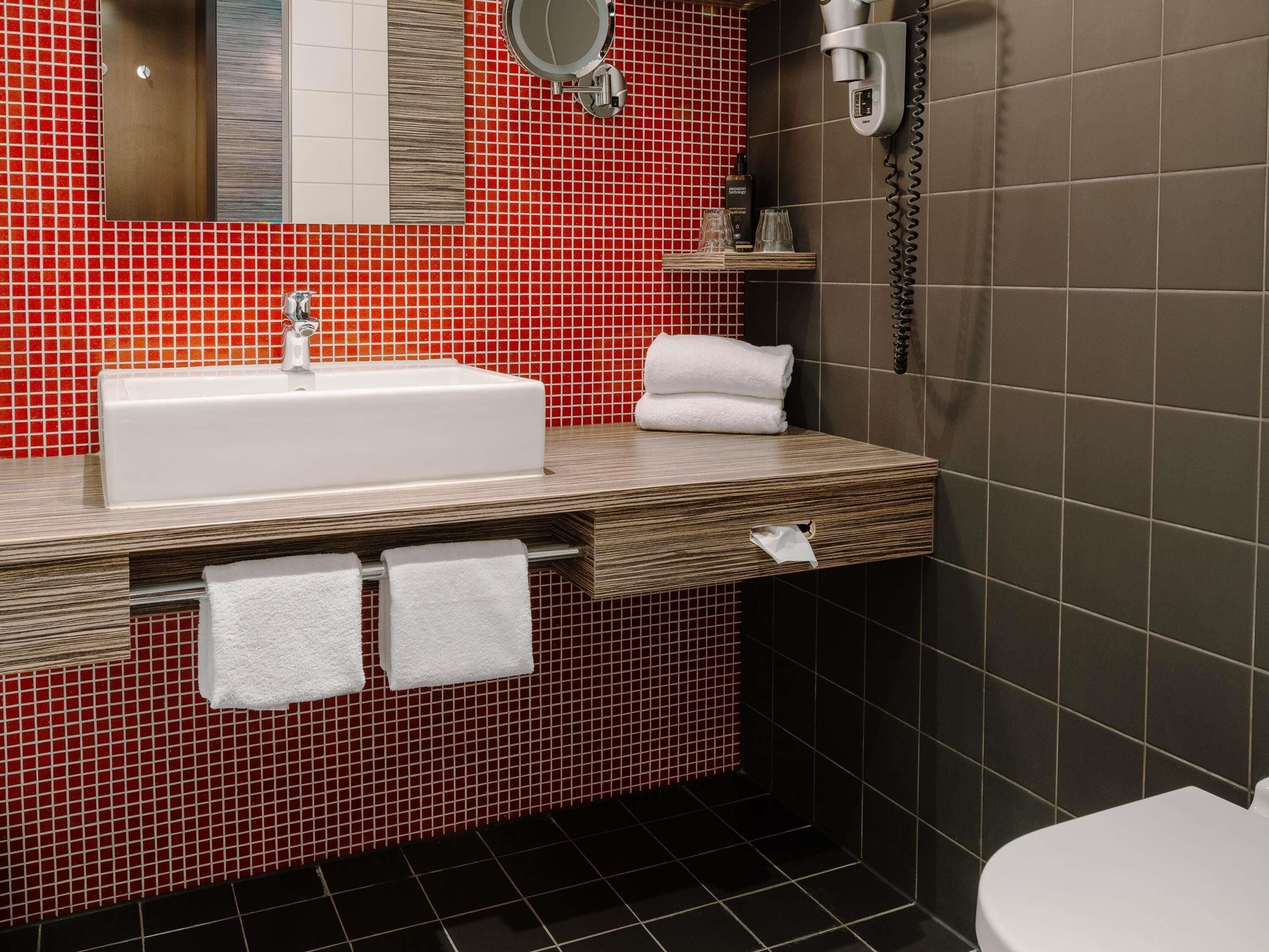 minibar, desk, blackout curtains, soundproofing