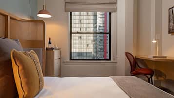 Habitación clásica, 1 cama Queen size | Ropa de cama hipoalergénica y minibar