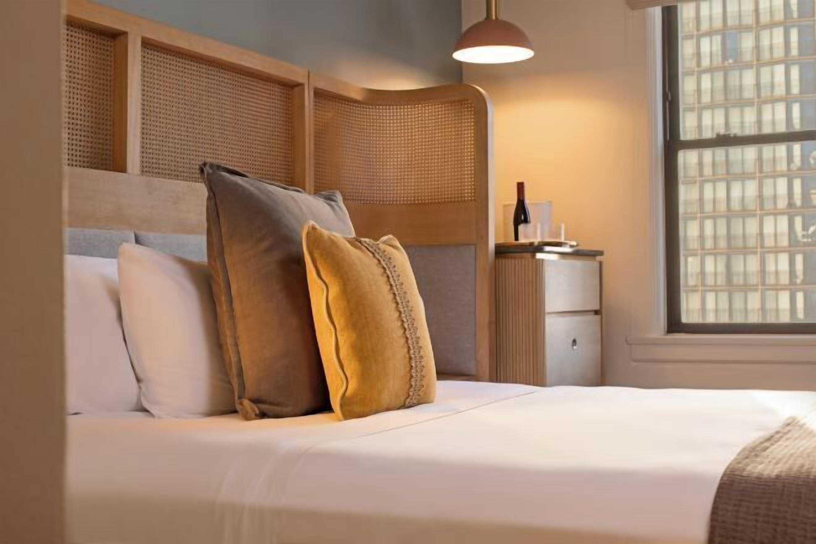 防过敏的被褥、迷你吧、客房内保险箱、办公桌