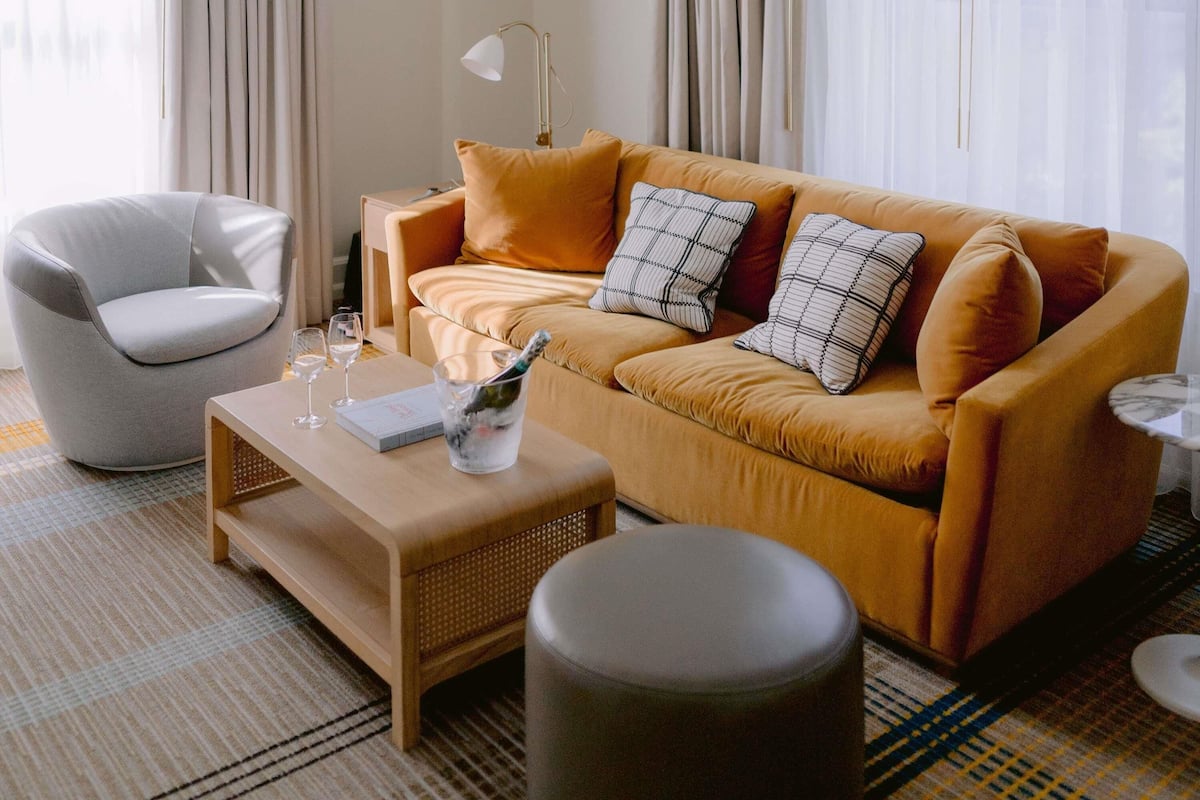 Literie hypoallergénique, minibar, coffre-fort, bureau