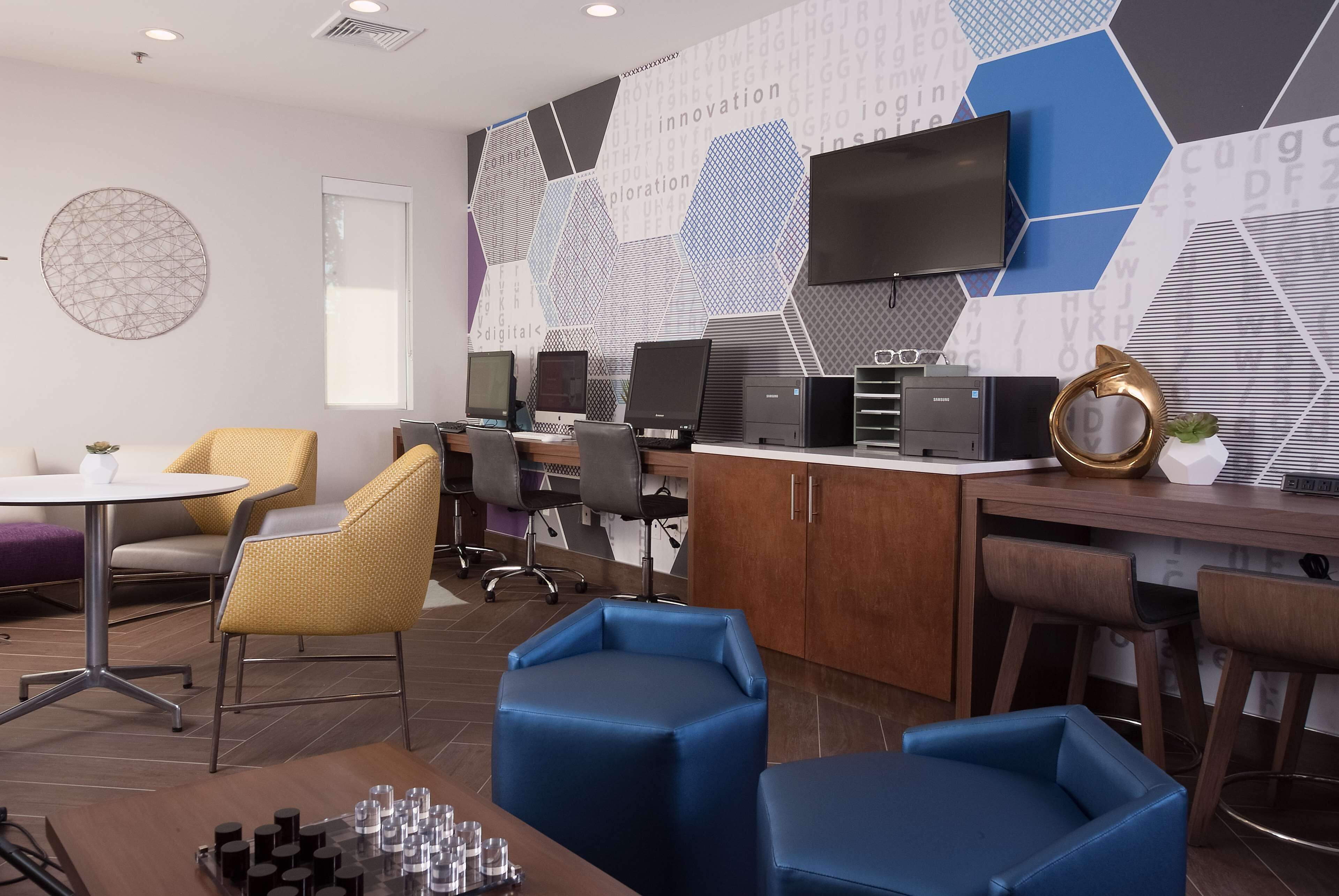 Photo - Hilton Atlanta Perimeter Suites