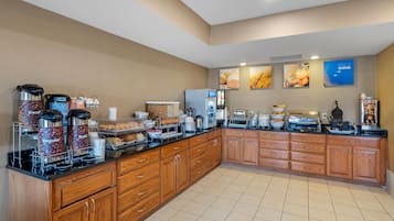 Free daily continental breakfast