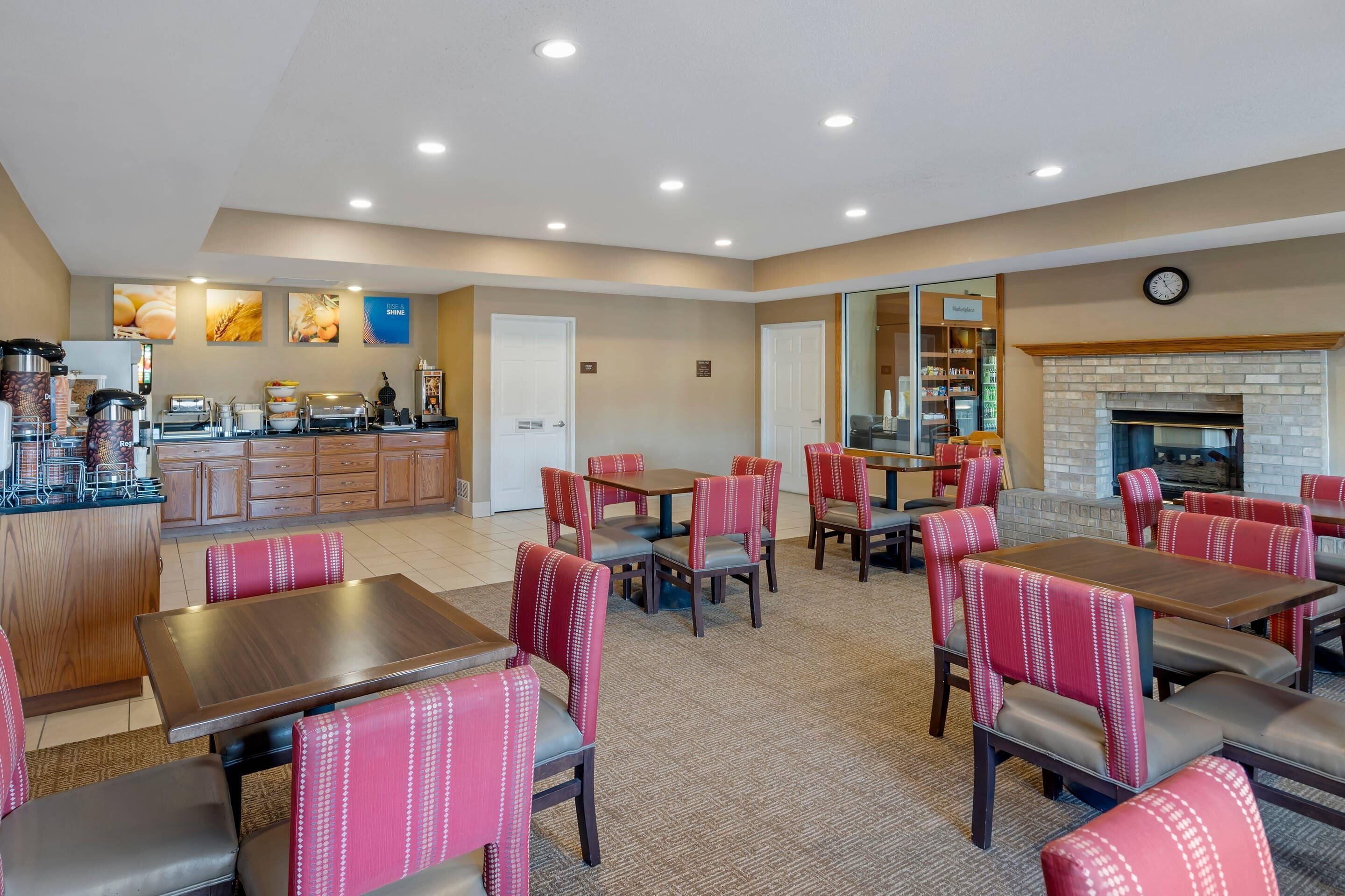 Free daily continental breakfast