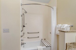 Suite, 1 King Bed with Sofa bed, Accessible, Non Smoking - Comfort Suites Normal University area (Normal)