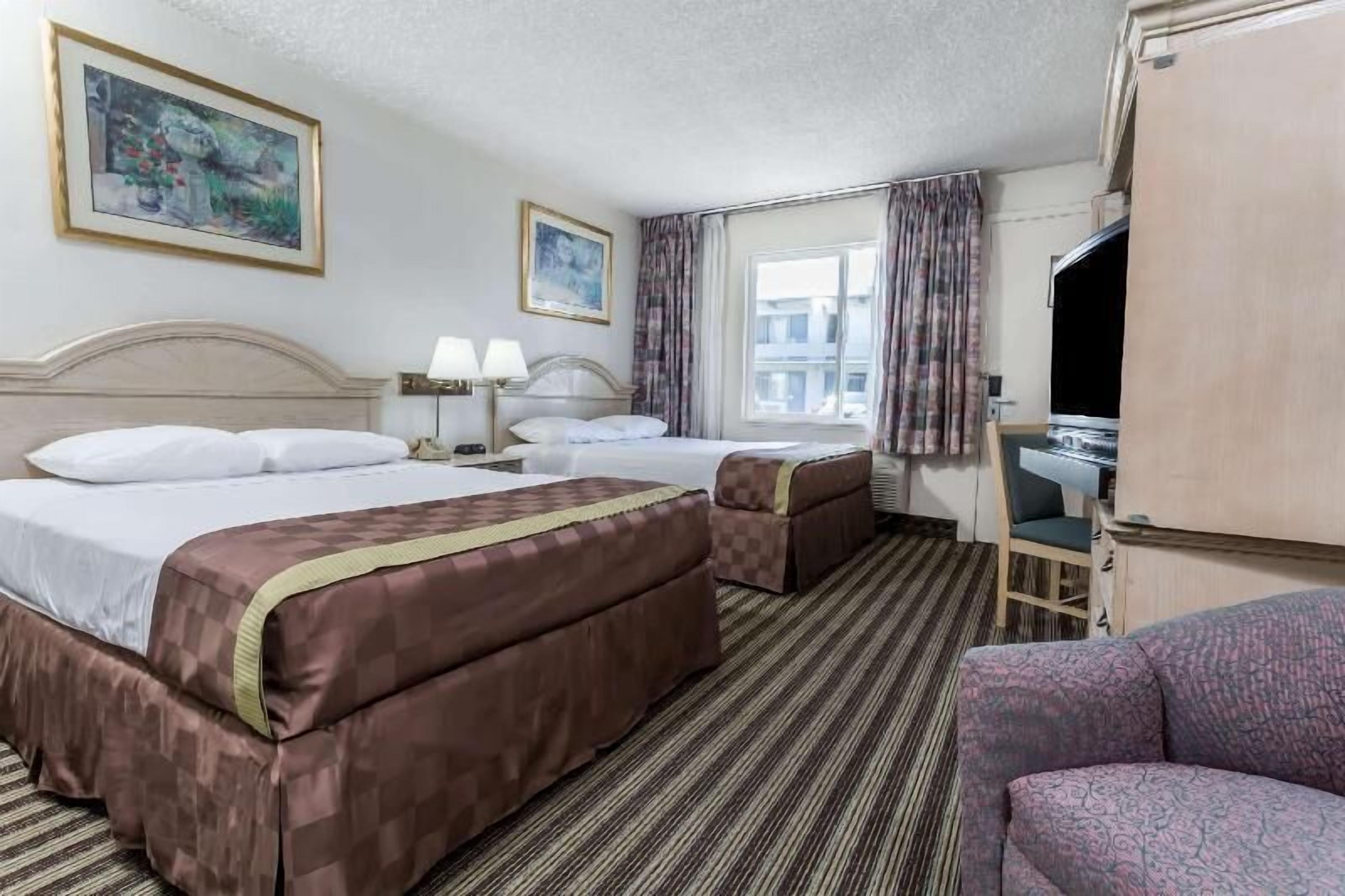 Desk, iron/ironing board, free WiFi, bed sheets