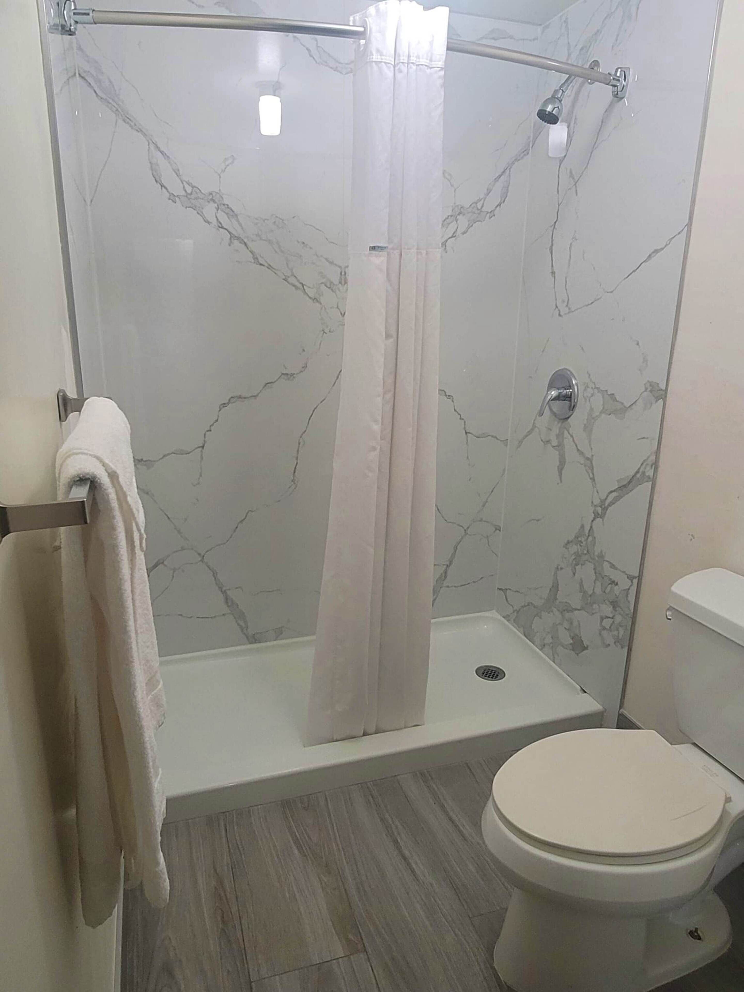 Photo - Travelodge by Wyndham San Francisco Airport North