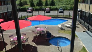 Piscine extérieure