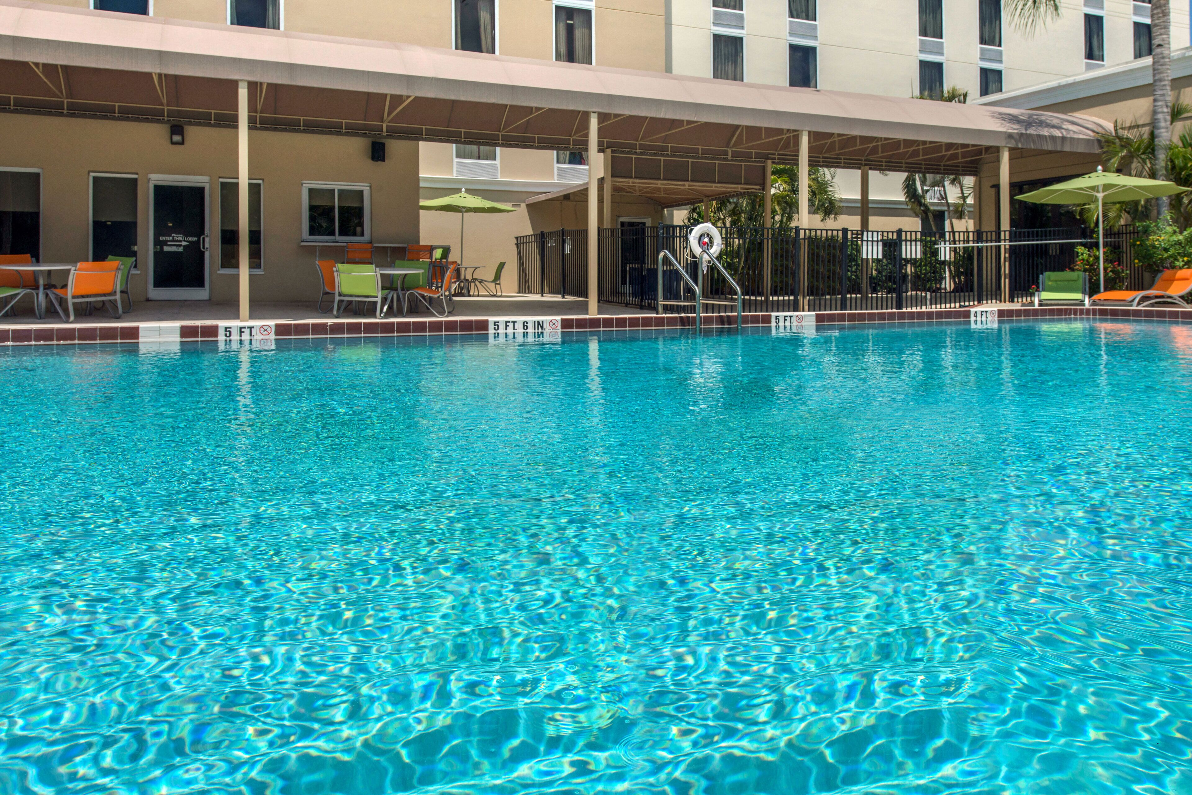 Outdoor pool, sun loungers