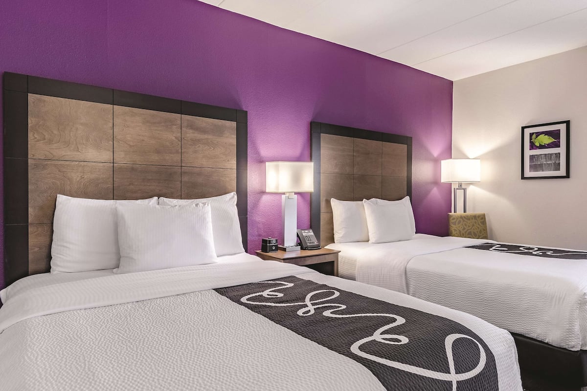 room, 2 queen beds, non smoking | premium bedding, desk, blackout curtains, iron/ironing board