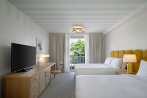 Executive Suite, 1 King Bed with Sofa bed, Non Smoking, City View | View from room