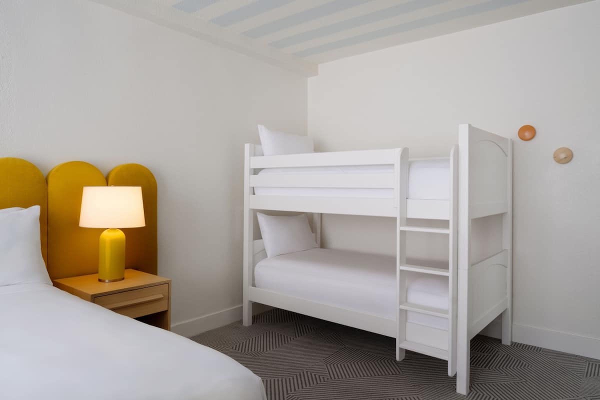 Premium bedding, Tempur-Pedic beds, in-room safe, desk