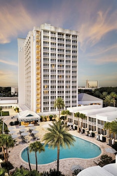 Hotel Exterior at Renaissance Orlando Resort – Disney Springs® Area