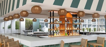 Renaissance Orlando Resort – Disney Springs® Area