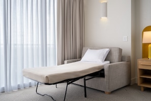 1 chambre, literie de qualité, lit avec matelas Tempur-Pedic