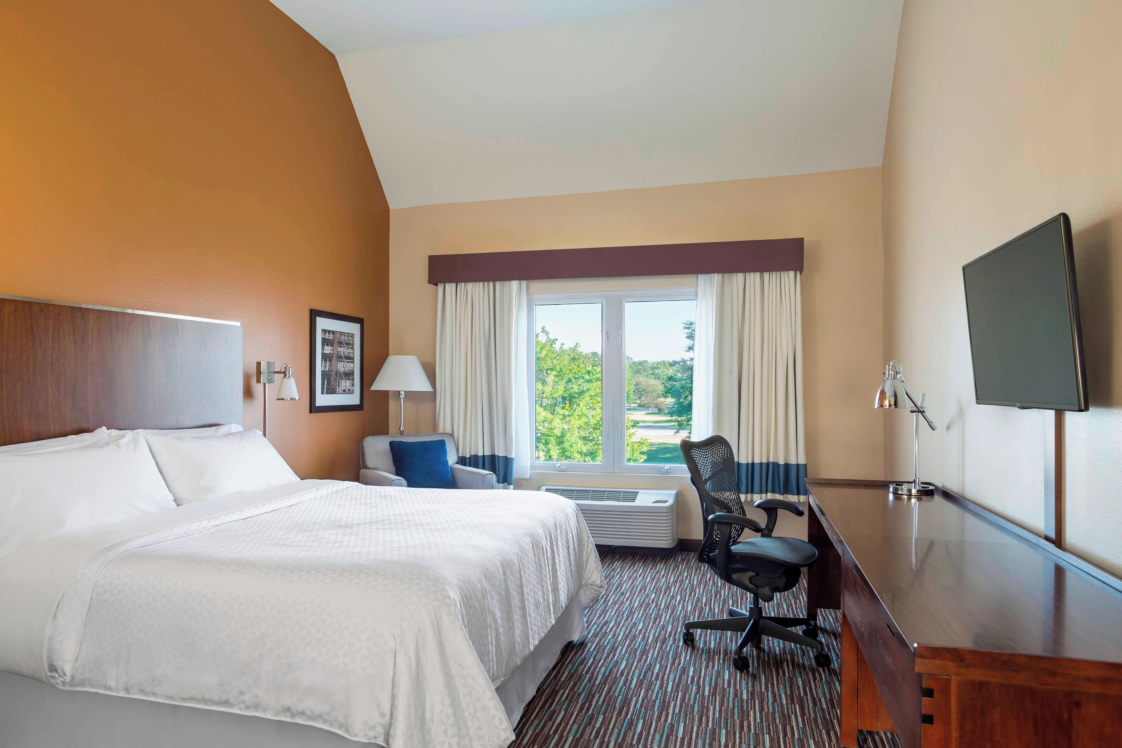 Photo - Four Points by Sheraton Buffalo Grove