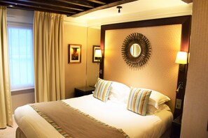 Premium bedding, Select Comfort beds, free minibar, in-room safe - Folkestone Opéra (Paris)
