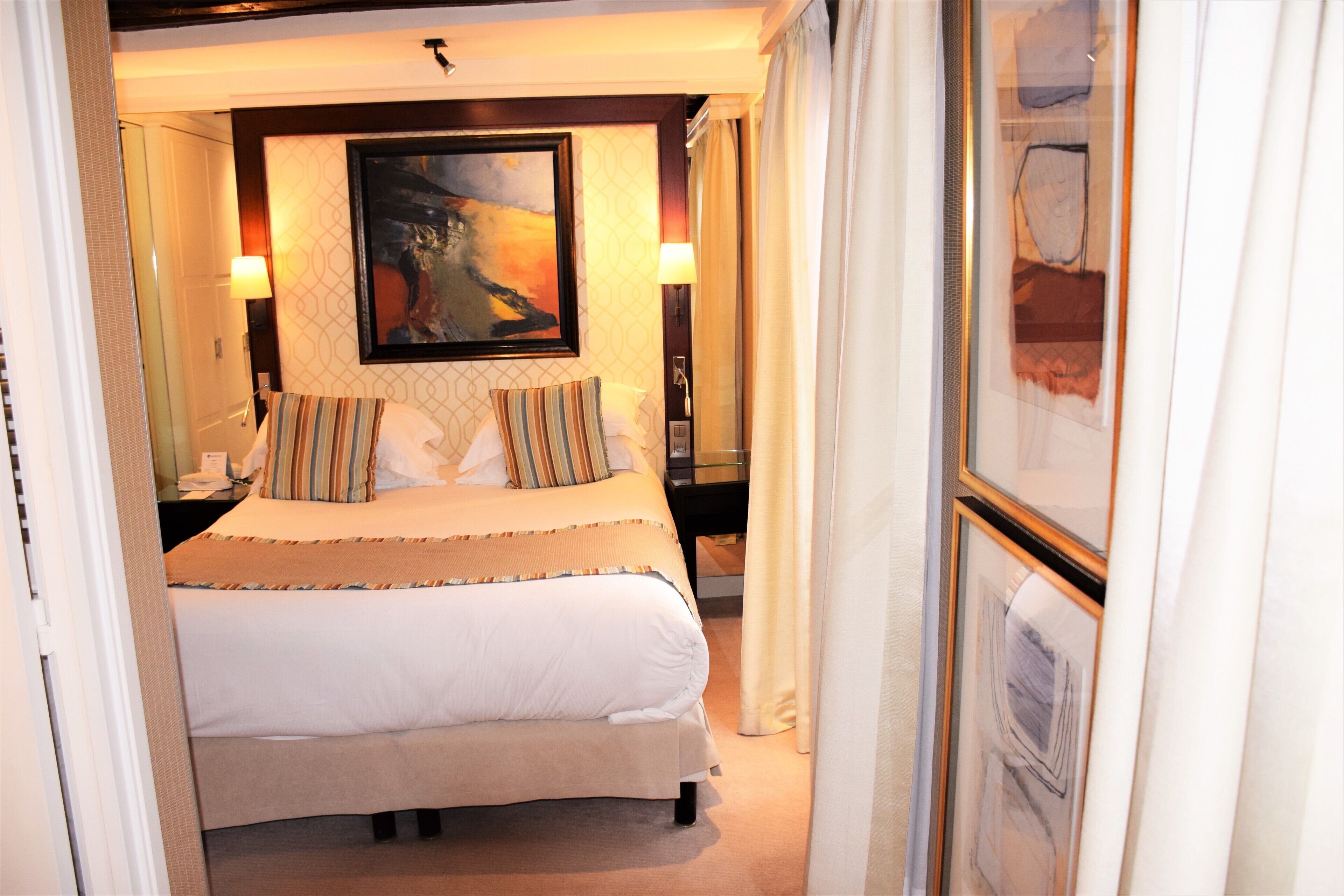 premium bedding, select comfort beds, free minibar, in-room safe