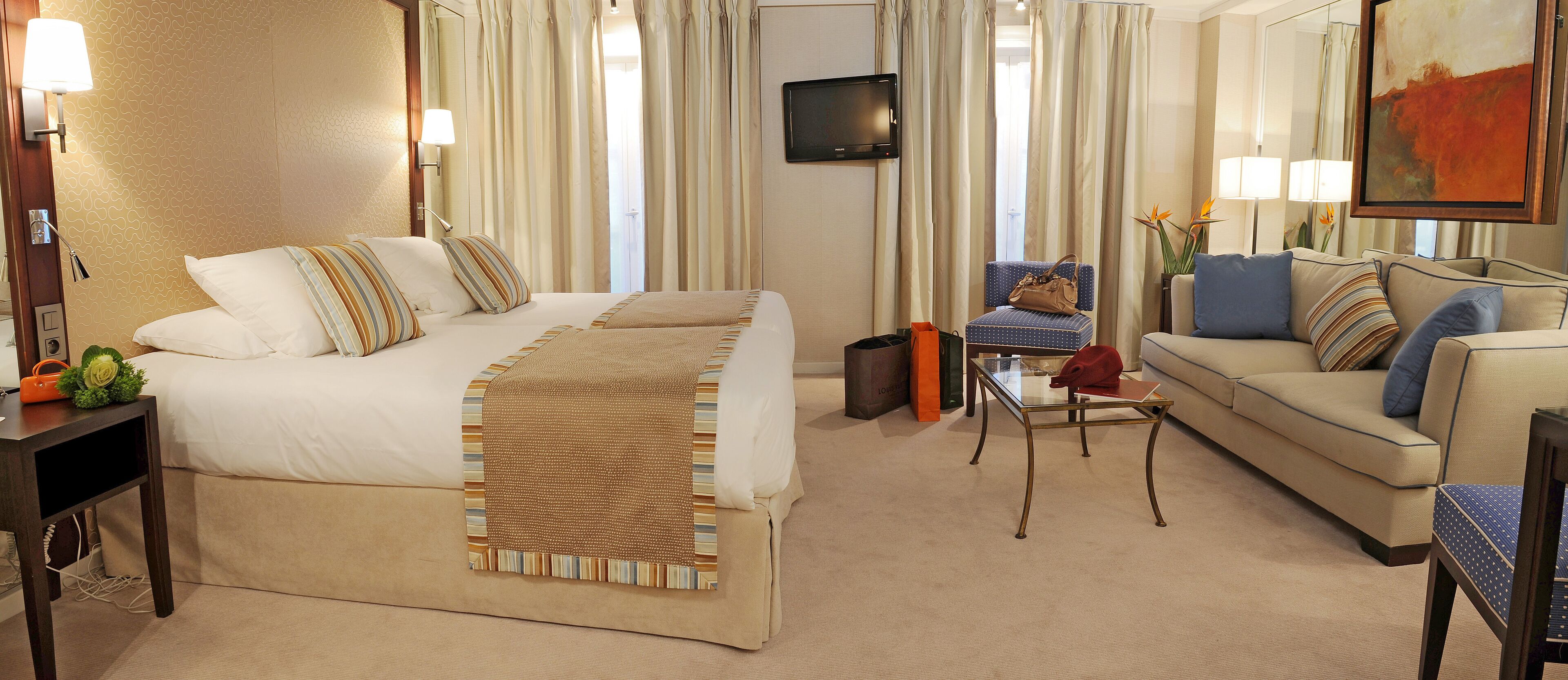 deluxe room, 2 single beds | premium bedding, select comfort beds, free minibar, in-room safe