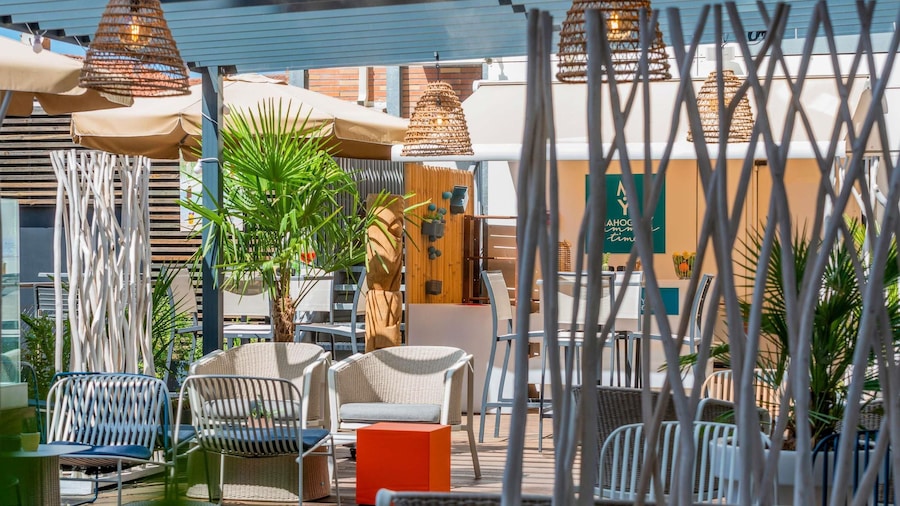 Mercure Toulouse Centre Saint-Georges Hotel