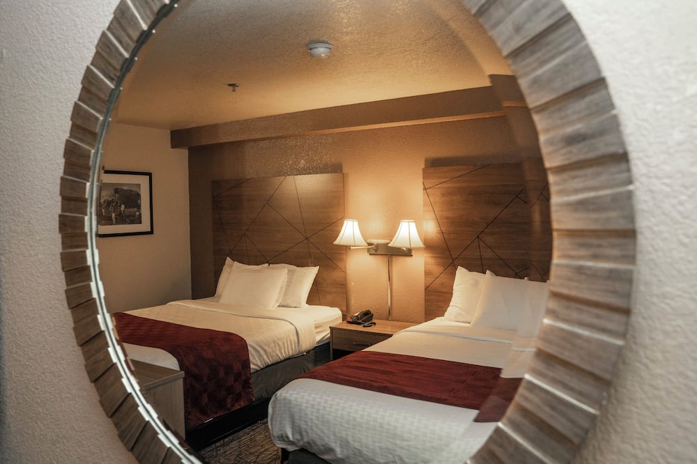 luxury hotels in Renton, Wa