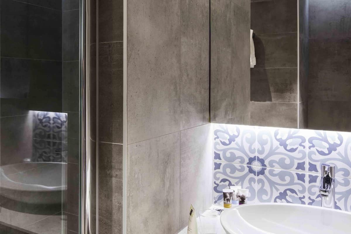 In-room safe, desk, laptop workspace, blackout drapes