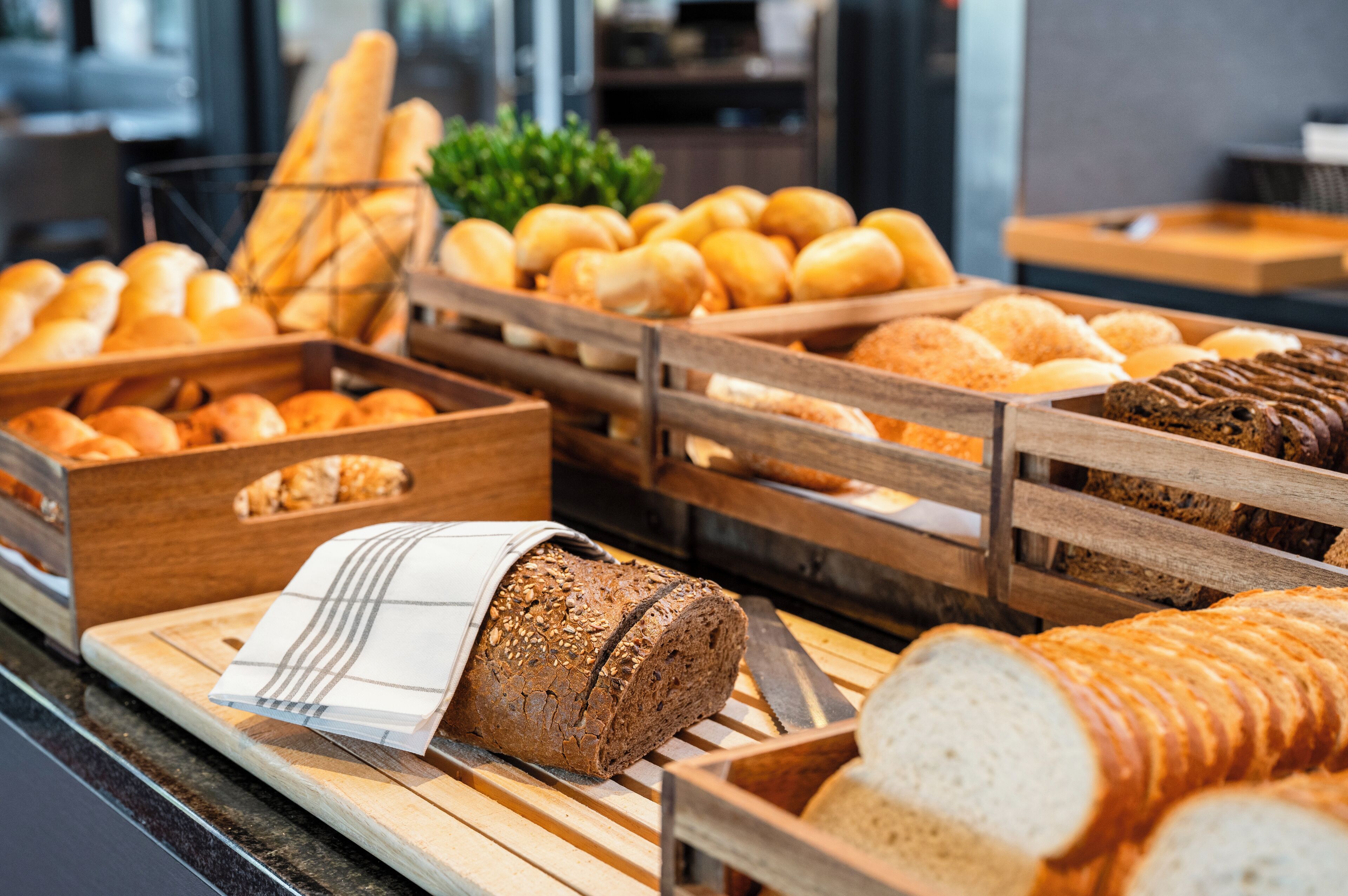 daily buffet breakfast (eur 25.50 per person)