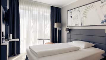 Zimmersafe, Verdunkelungsvorhänge, schallisolierte Zimmer