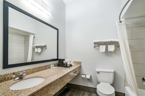 Standard Room, 1 King Bed, Non Smoking | Bathroom