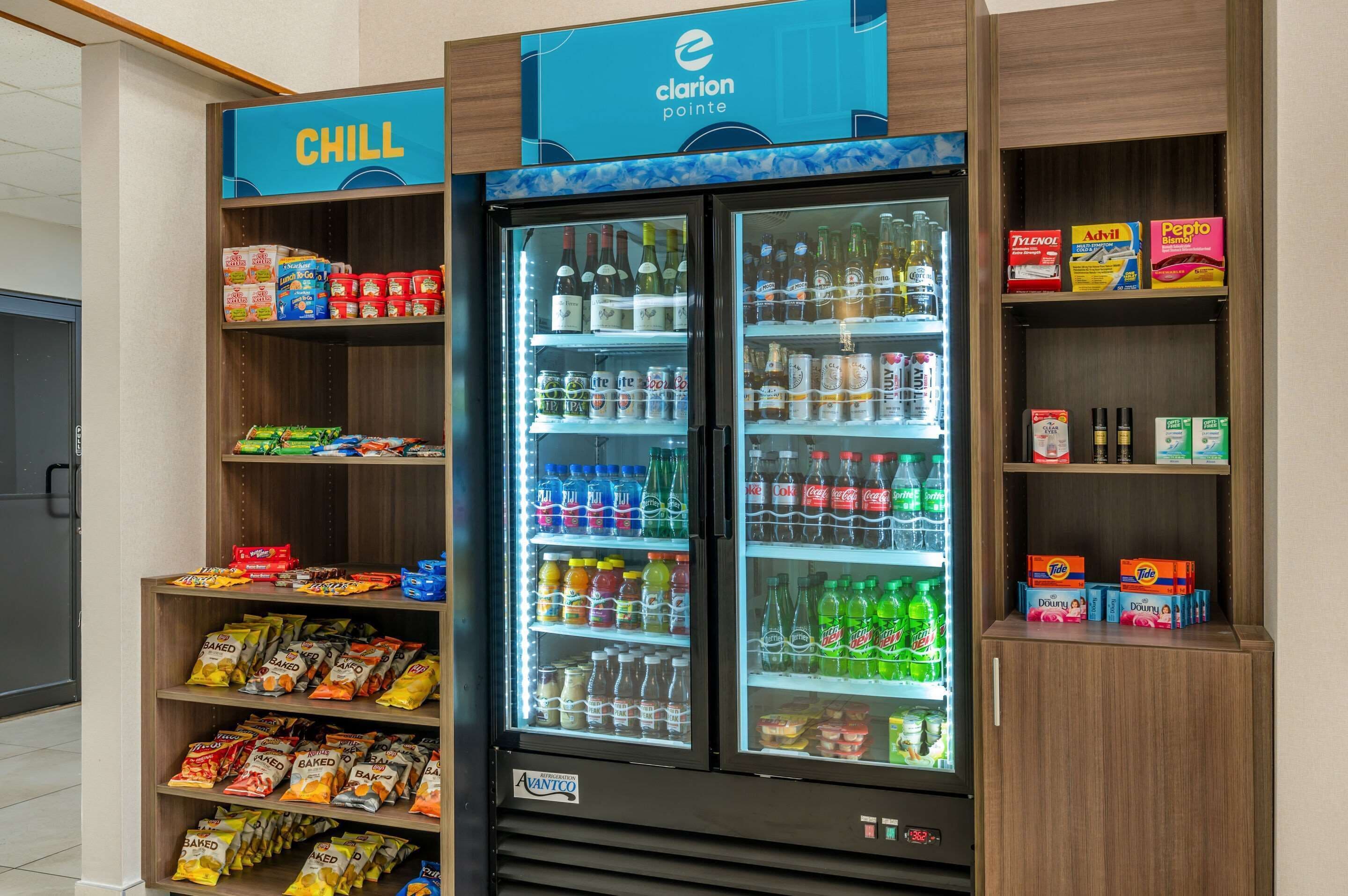 Photo - Clarion Pointe Louisville East