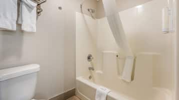 Room, 1 King Bed, Non Smoking (Upgrade) | Bathroom | Combined shower/bathtub, free toiletries, hair dryer, towels