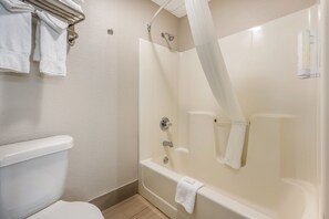 Room, 1 King Bed, Non Smoking (Upgrade) | Bathroom | Combined shower/tub, free toiletries, hair dryer, towels - Clarion Pointe Louisville East (Louisville)