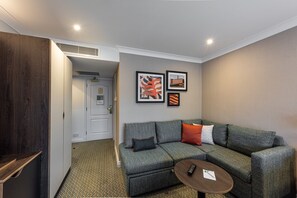 Standard Room, 1 Queen Bed with Sofa bed | Room amenity